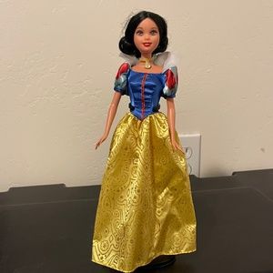 Snow White - Gem Princess 2006 Doll